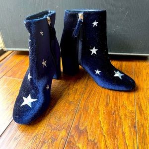 Love these booties for July 4th or just for anything. Comfortable!